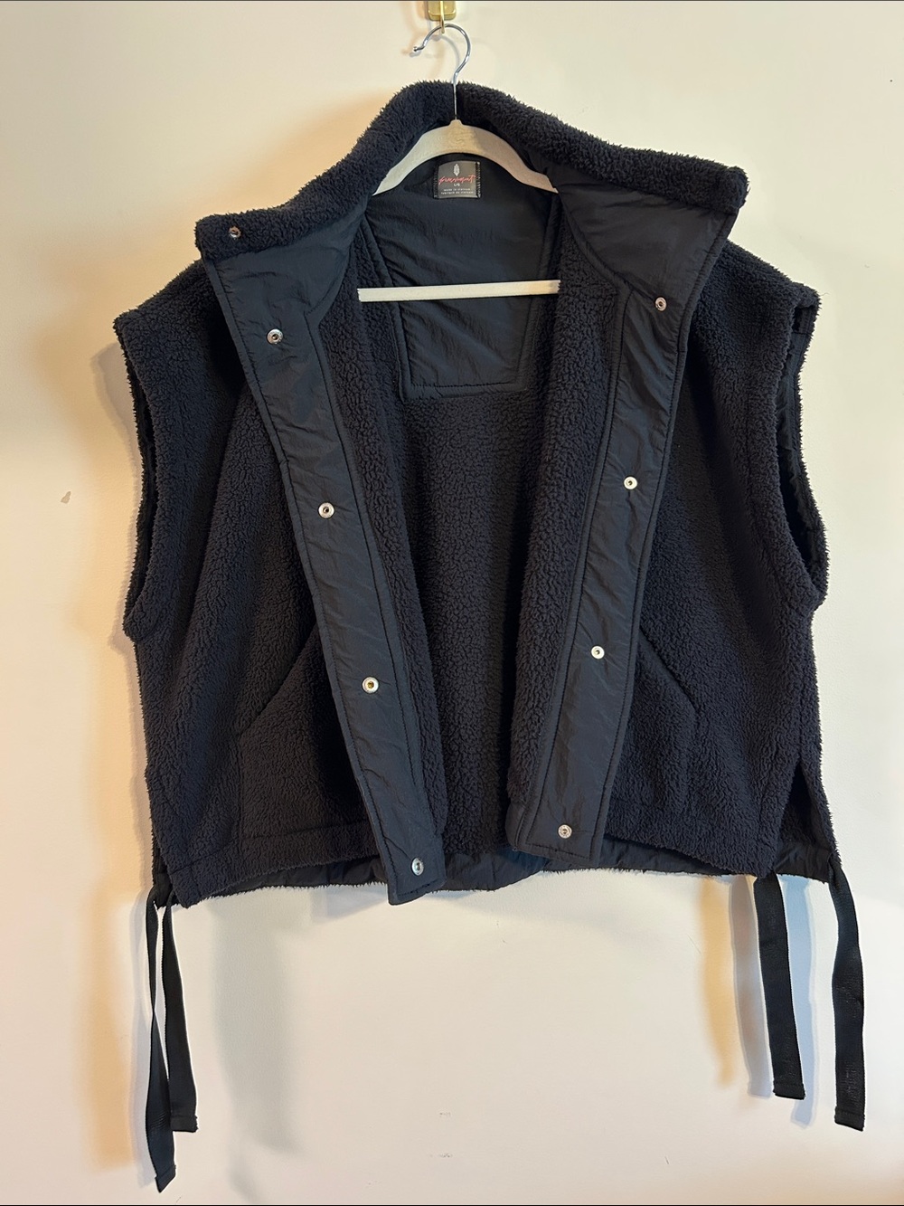 FP Movement Scout It Out Fleece Vest-Black - Picture 10 of 13